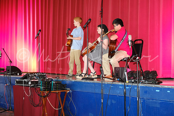 0136_sawyer_DSF2004