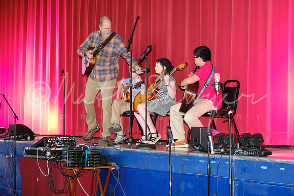 0137_sawyer_DSF2005